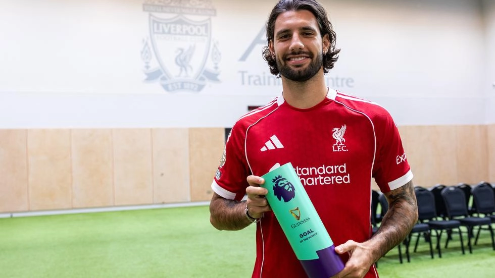 Dominik Szoboszlai free-kick is August's Premier League Goal of the Month