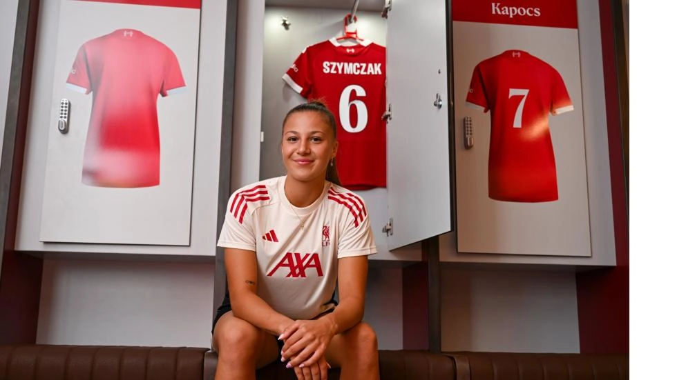 In photos: Emilia Szymczak completes LFC Women loan move
