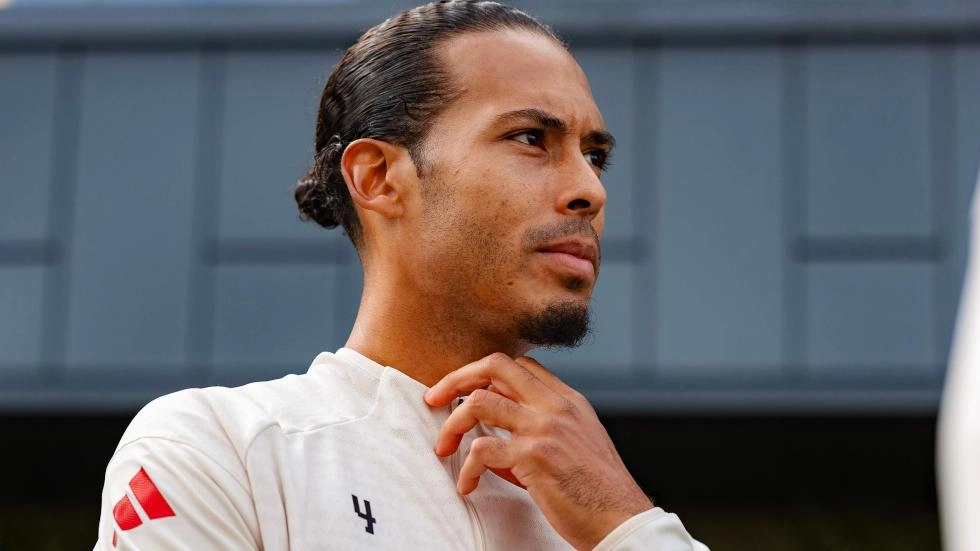 Virgil van Dijk receives special honour from Willem II