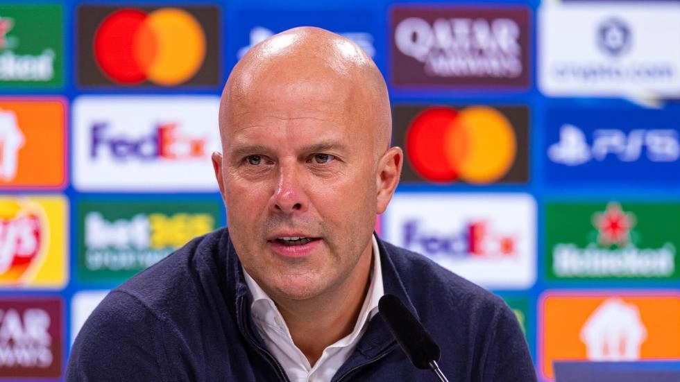 Arne Slot press conference: Frimpong, Isak injury updates and Eintracht 1-5 Liverpool