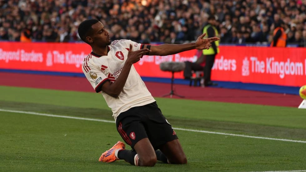 Alexander Isak cetak gol pertama untuk Liverpool di Premier League