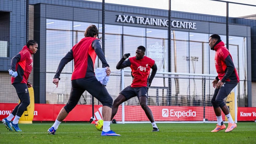 Training photos: Liverpool's work on Friday ahead of Tottenham Hotspur trip