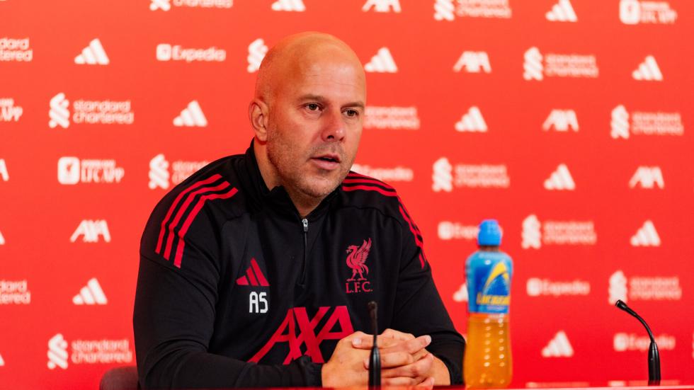 Kamis: Tonton konferensi pers pra-Manchester City Arne Slot secara langsung