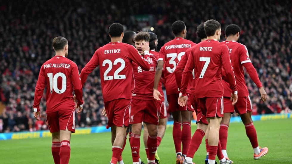 Liverpool 2-0 Brighton: Watch extended highlights and full replay