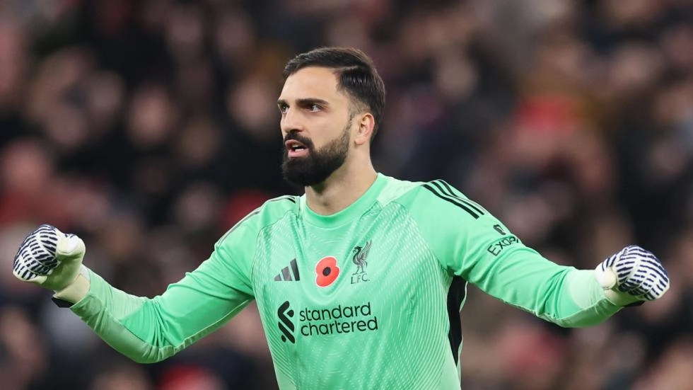 Giorgi Mamardashvili up for Premier League Save of the Month award