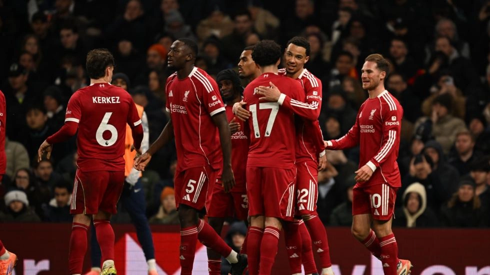 Alexander Isak and Hugo Ekitike score in Liverpool win at Tottenham