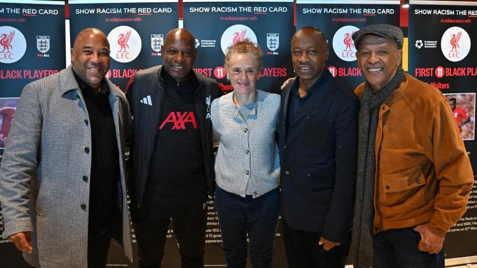 Le premier Black XI du Liverpool FC célébré lors d'un événement de la Fondation LFC