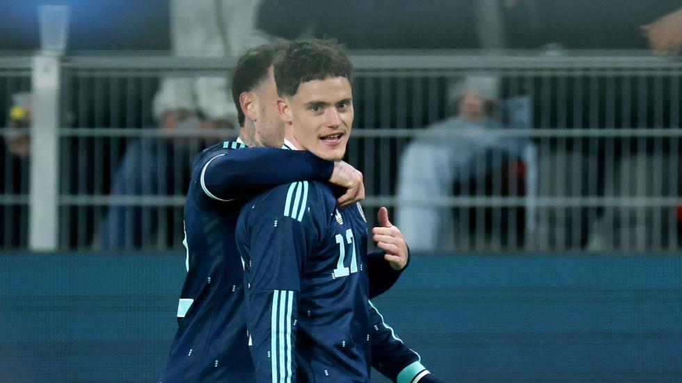 Internasional Jumat: Gol Van Dijk, Wirtz mencetak brace dan dua assist