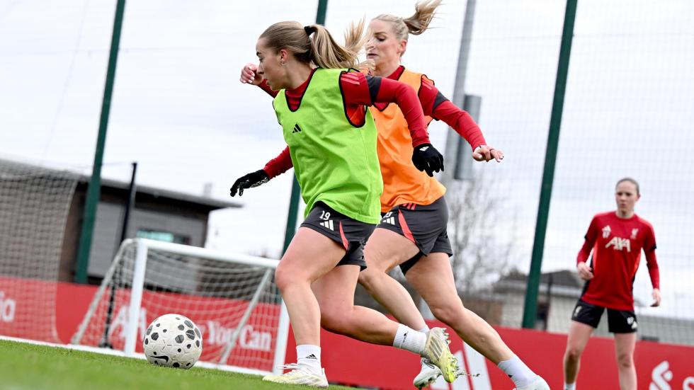 Foto latihan: Liverpool bersiap untuk kembali ke aksi WSL