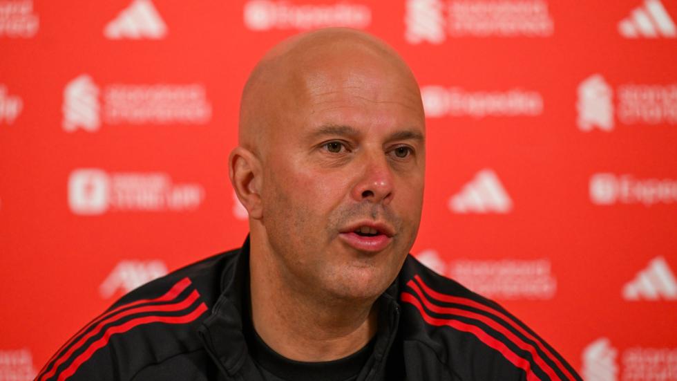 Kamis: Tonton konferensi pers pra-Aston Villa Arne Slot secara langsung
