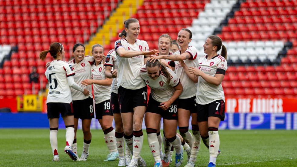 Pemungutan suara terbuka untuk Pemain Terbaik Bulan Wanita LFC pada bulan April