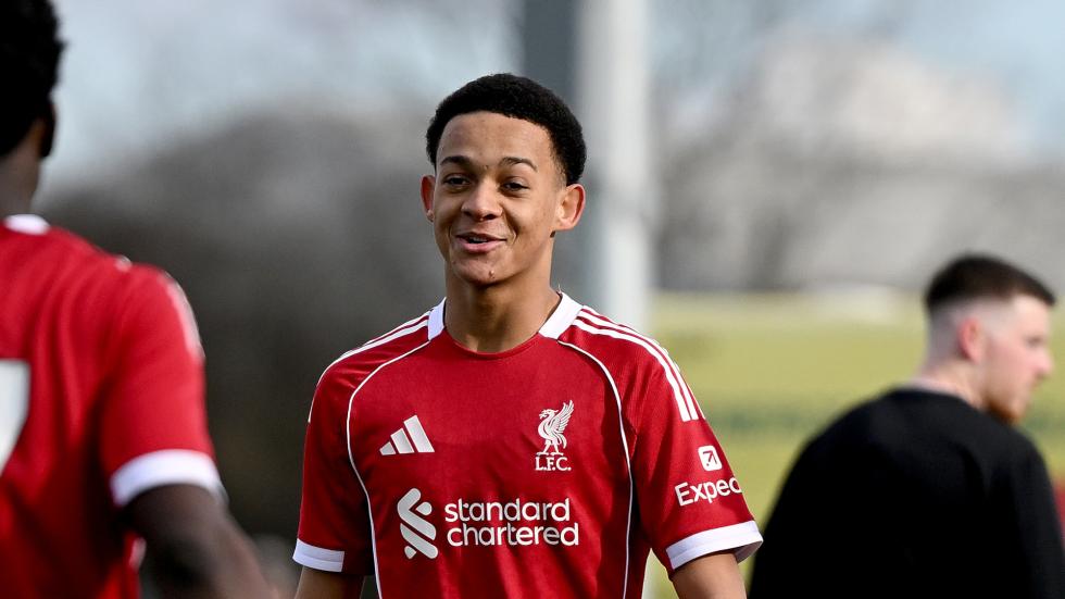Josh Sonni-Lambie terpilih untuk penghargaan Pemain Terbaik Liga Premier U18 Musim