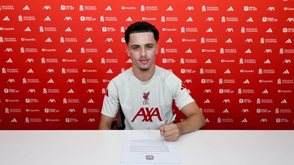 Kieran Morrison signs new contract with Liverpool FC