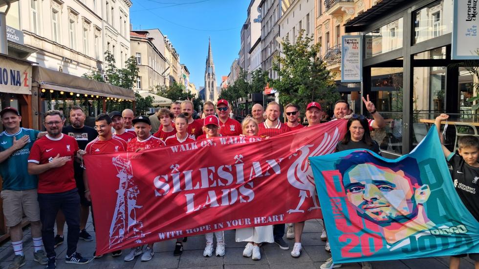 Kami Mencintaimu Liverpool: Temui Klub Pendukung LFC Resmi... Polandia