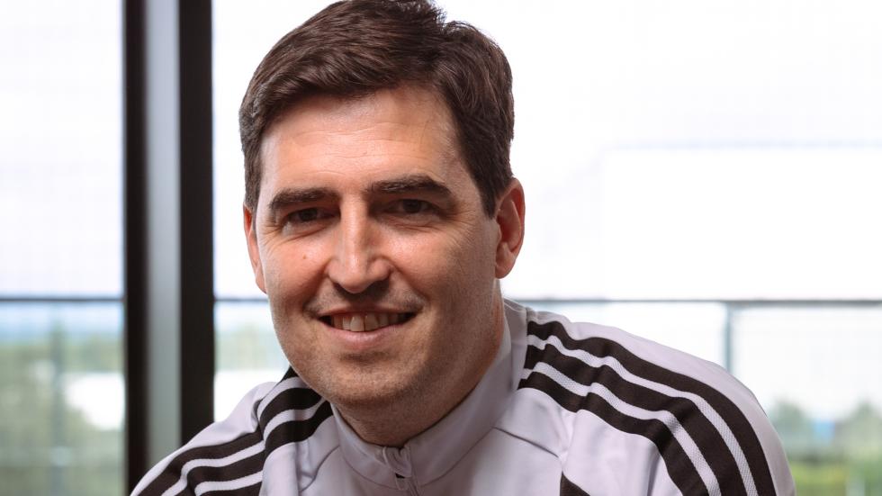 Tonton Pesan Andoni Iraola kepada Suporter Liverpool