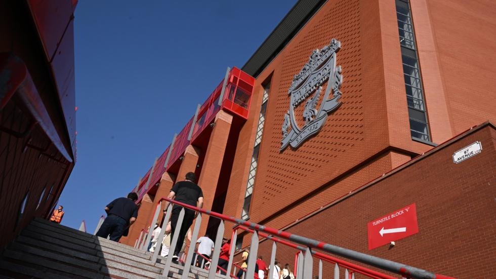 Panduan cuaca panas untuk pertunjukan Foo Fighters di Anfield