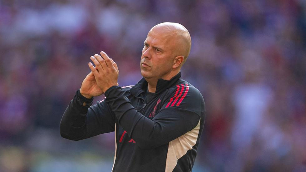 Arne Slot Menulis Surat Perpisahan Untuk Suporter Liverpool