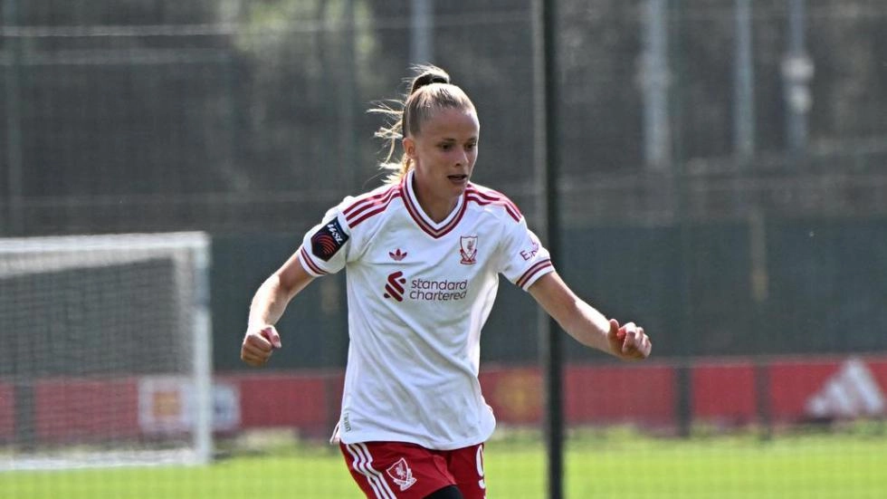 'We are in a really good way' - Vivien Endemann on pre-season and victory at Man United