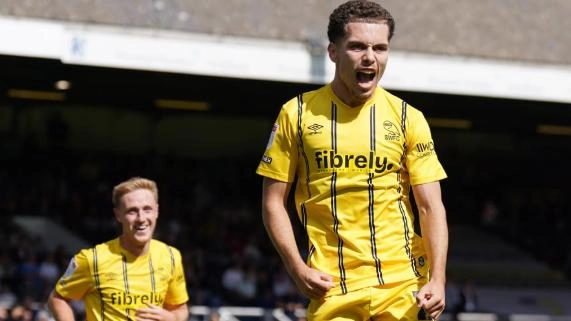 Jam Tangan Pinjaman: Kieran Morrison bersinar dalam kemenangan pada hari Sabtu