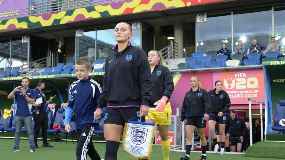 Zara Shaw sera la capitaine de l'Angleterre lors du match d'ouverture de la Coupe du monde féminine U20