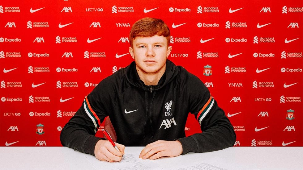 Luca Stephenson signs new contract with Liverpool FC
