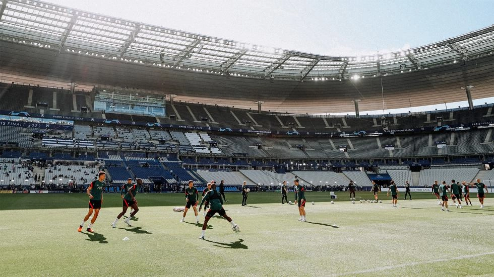Watch Liverpool's Champions League final training in Paris