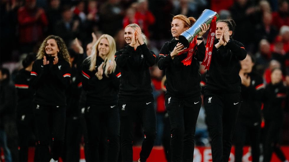 LFC Women show off Championship trophy at Anfield