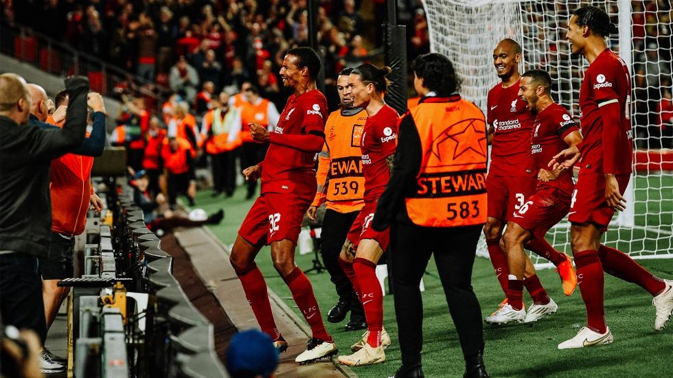 Liverpool 2-1 Ajax: Extended highlights and full match replay