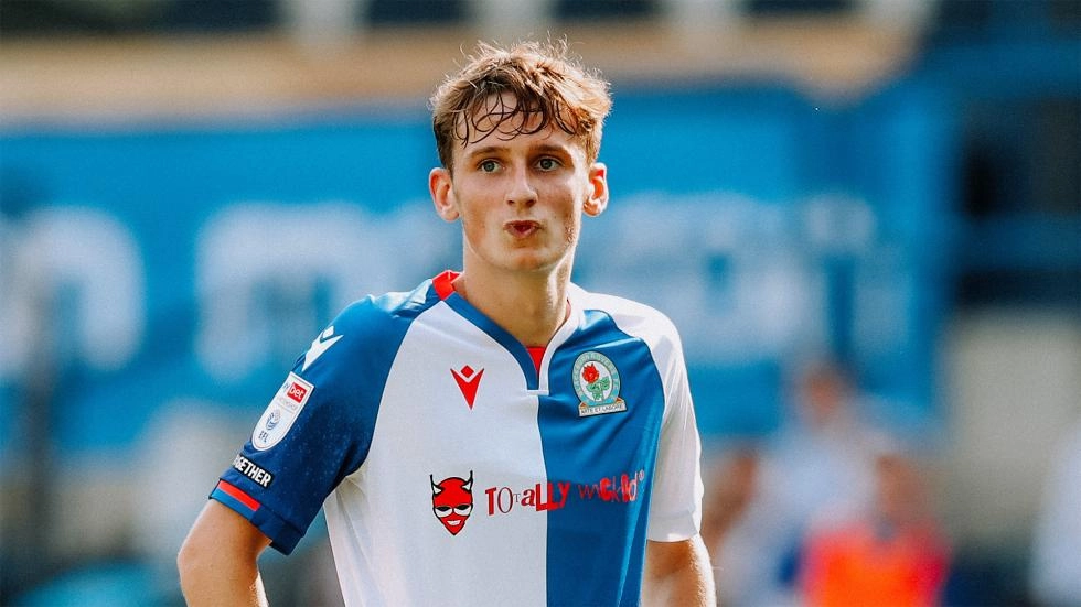 Loan watch: Tyler Morton records assist for Blackburn Rovers