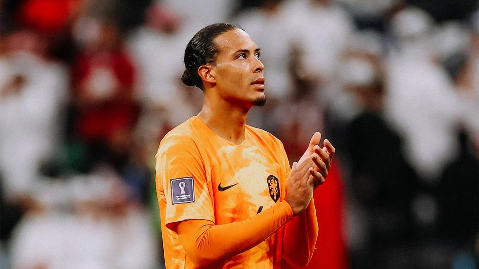 World Cup: Van Dijk, Henderson and Alexander-Arnold into last 16