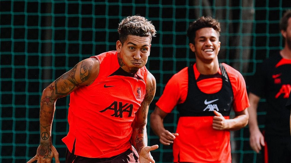 Training photos: Reds step up preparations for Lyon clash