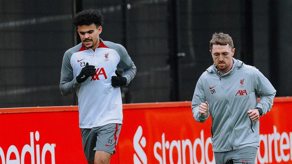 32 photos: Diaz recovery continues and Liverpool prepare for Newcastle trip