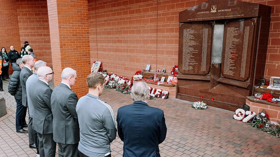 Celtic lay wreath at Hillsborough Memorial