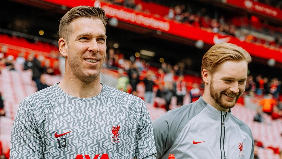 Jürgen Klopp on Adrian and Caoimhin Kelleher plans