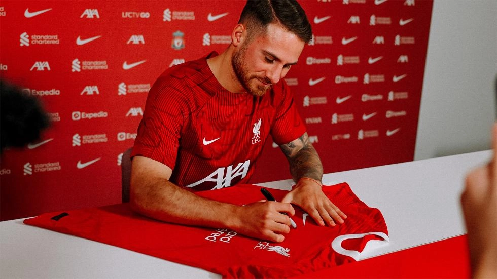 Competition: Win an LFC shirt signed by Alexis Mac Allister