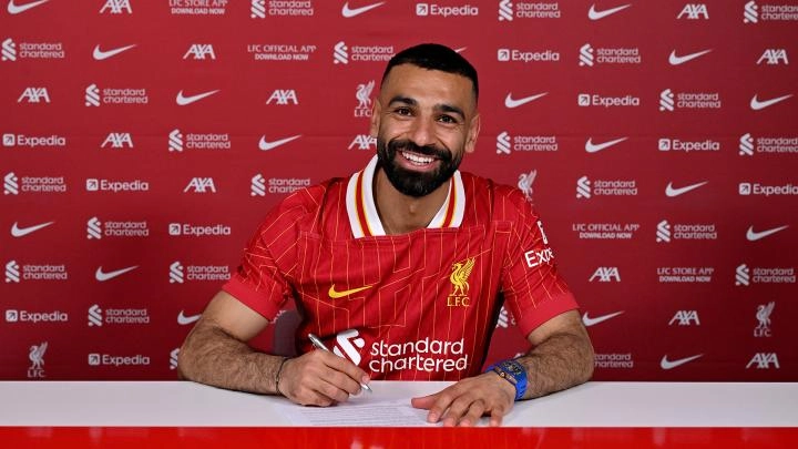 モハメド・サラがリバプールFCと新契約を締結 - Liverpool FC