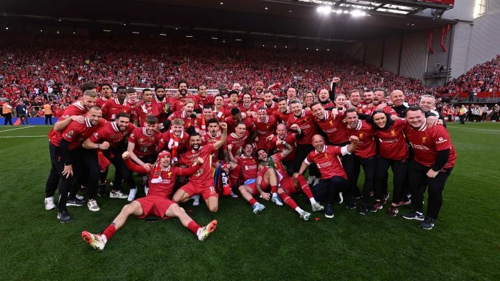 Liverpool-celebrations-