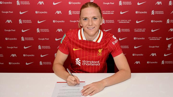 セリ・ホランドがリバプールFCウィメンと新契約を締結 - Liverpool FC