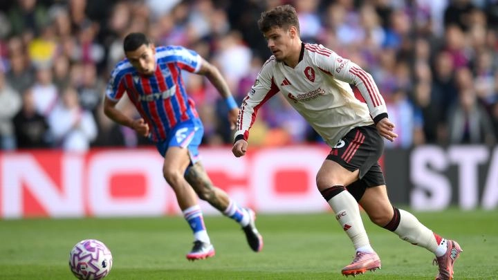 アレクサンダーアーノルド　リバプール Amazon | リバプールホーム66番トレント・アレクサンダー