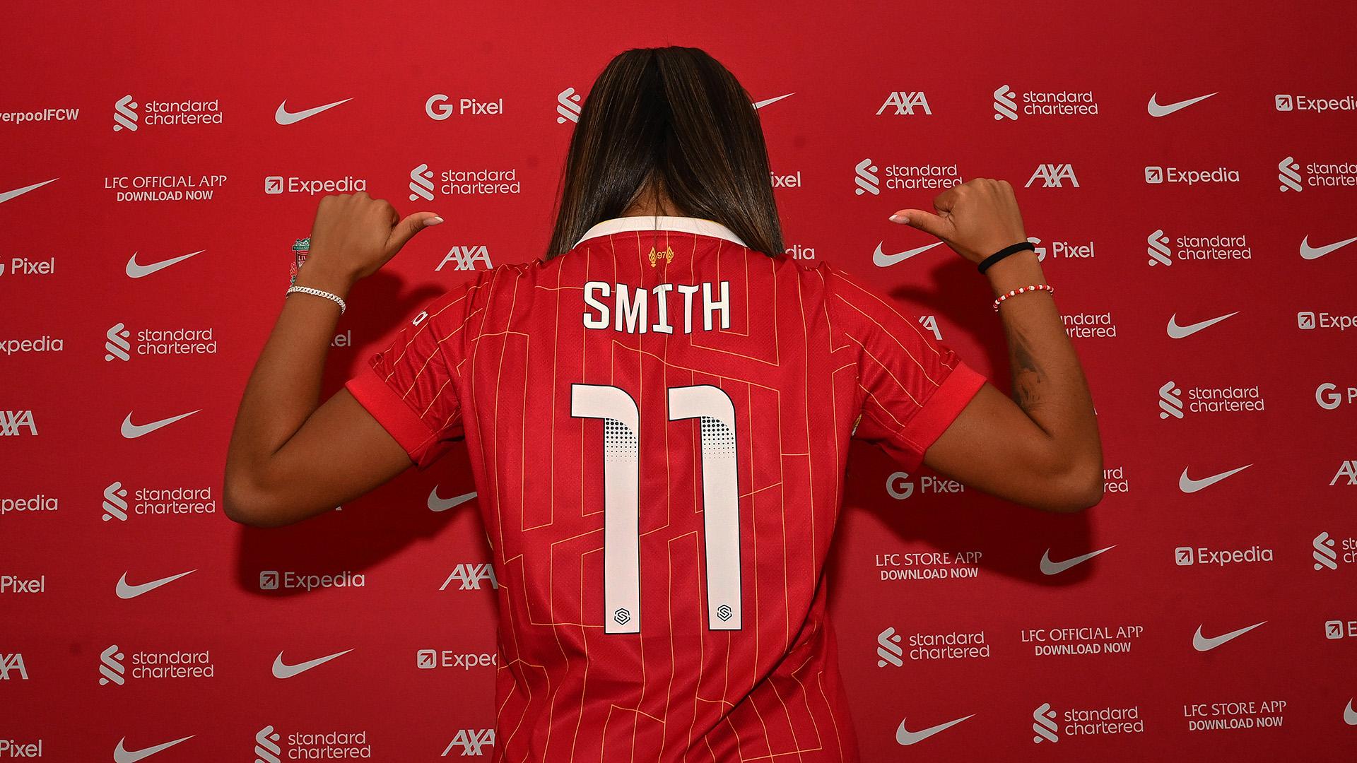 リバプール 女子選手 サイン入りジャージ コンペティション:オリビア・スミスのサイン入りLFCシャツを獲得