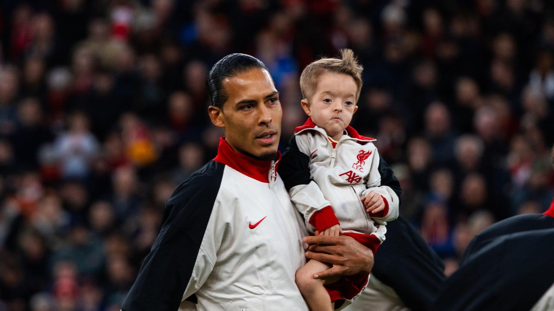 isaac-kearney-virgil-van-dijk-09012025_f9936ec36d267efe0e7c44ca60bb7165.jpg