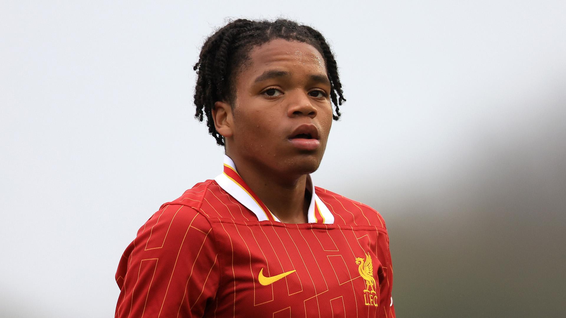 リバプール対アクリントン・スタンレー戦のラインナップを確認