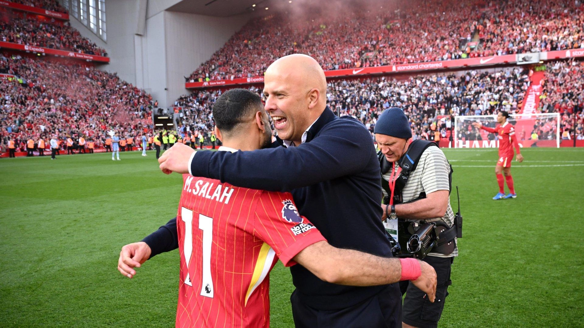 Arne Slot belum bicara dengan Mohamed Salah