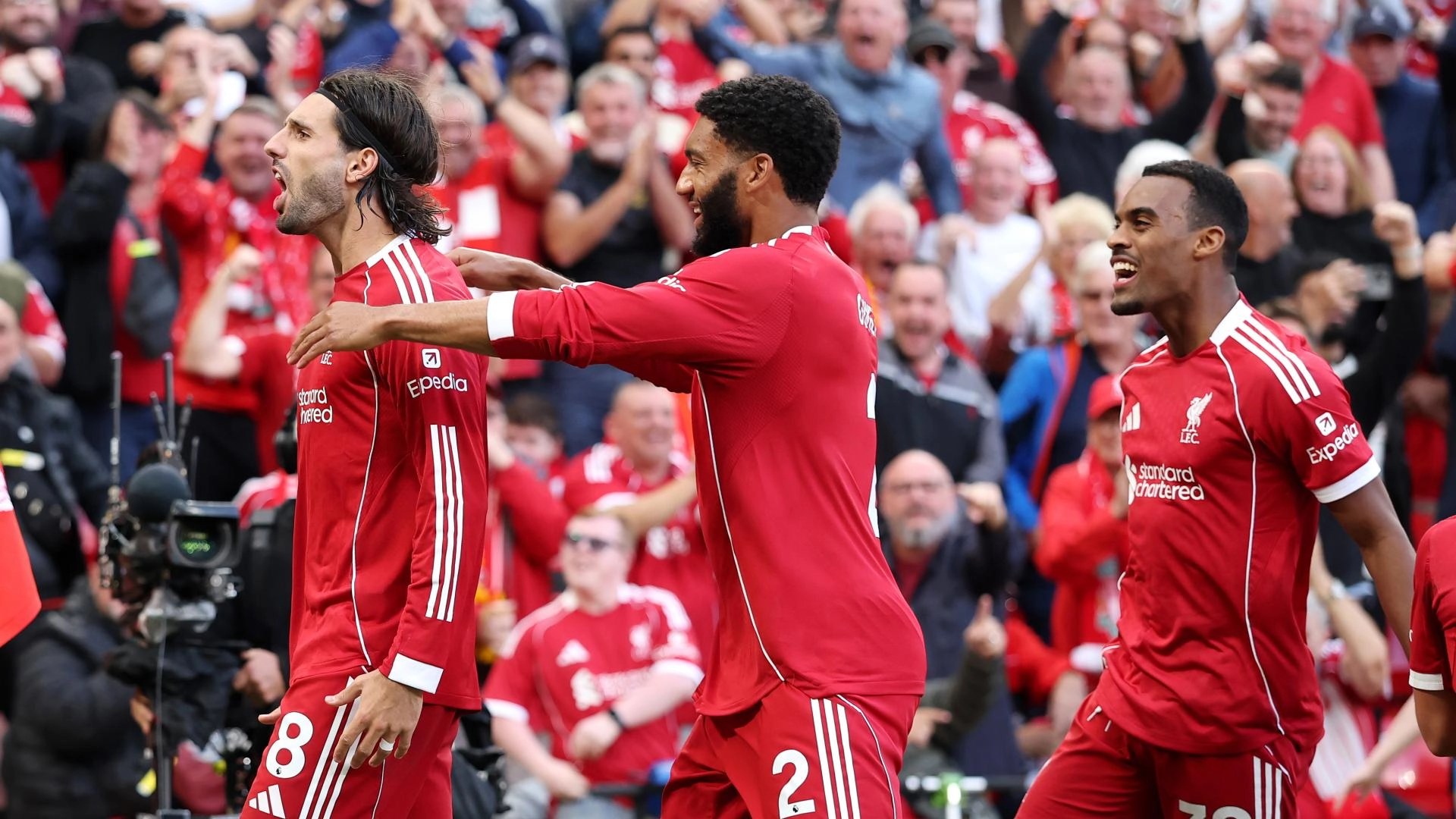 Szoboszlaiほど美しいフリーキックは今まで見たことがない