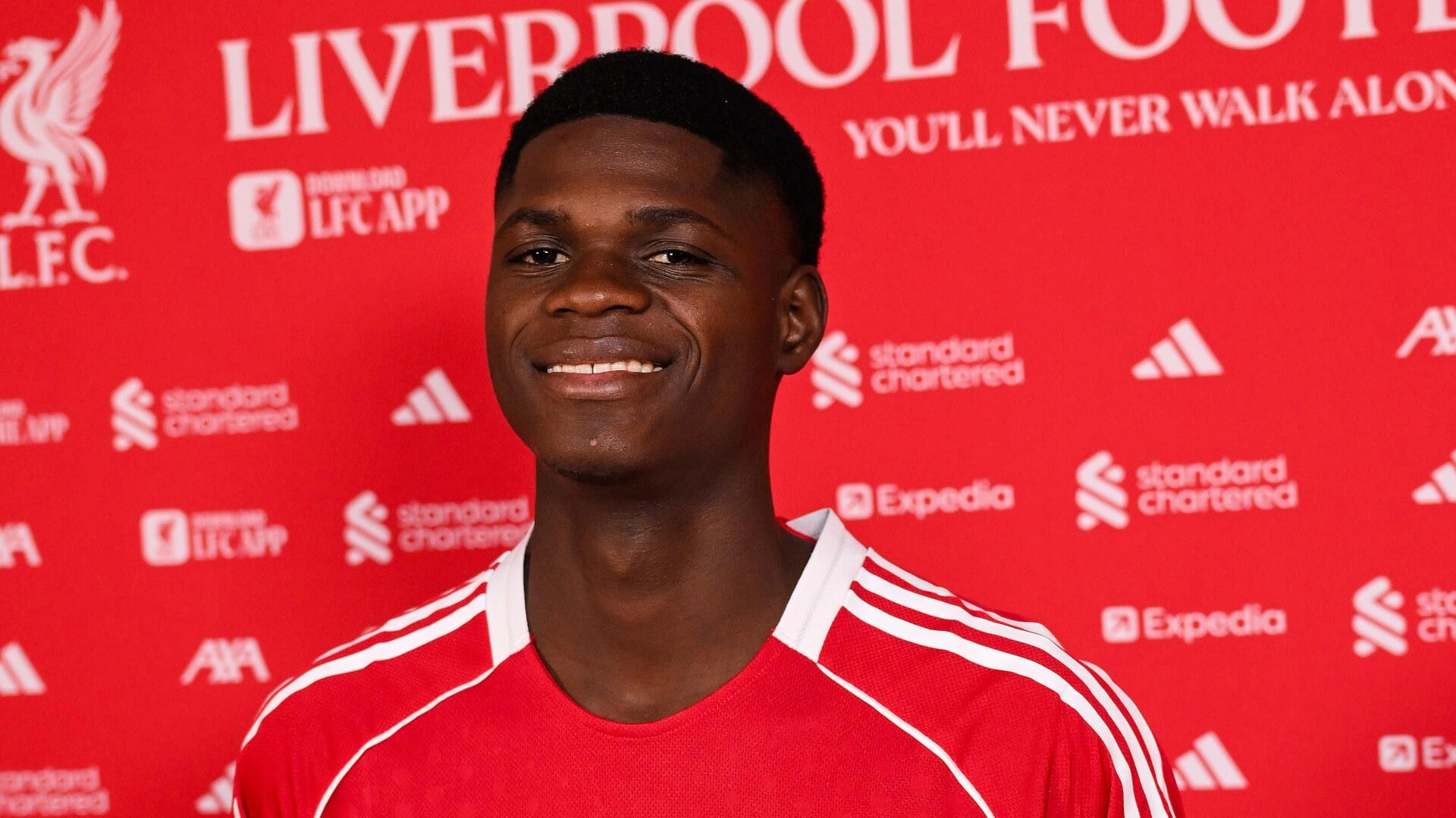 リバプールがモル・タラ・ンディアエとの契約を完了 - Liverpool FC