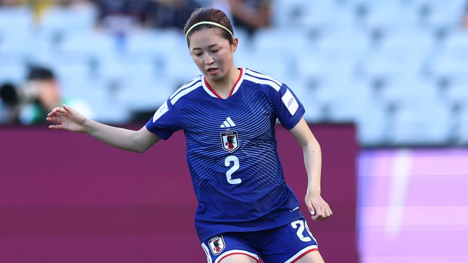 risa-shimizu-japan-