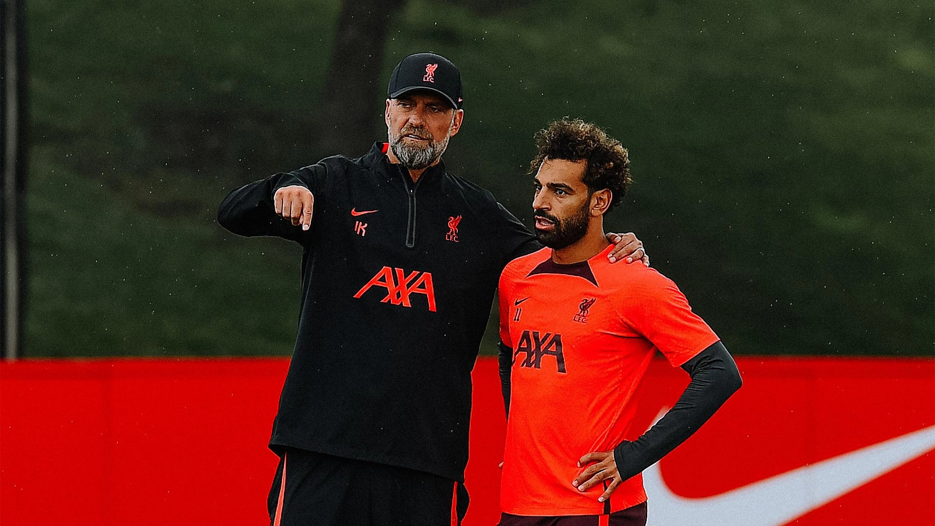 Jürgen Klopp transfer target pictured in Liverpool shirt as Mohamed Salah  injury update given 