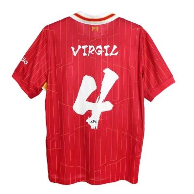 LFCと講談社が日本のプレシーズンに向けてユニークなシャツを