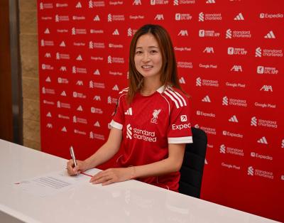 清水理沙：リバプールにいられることにワクワクしています - Liverpool FC